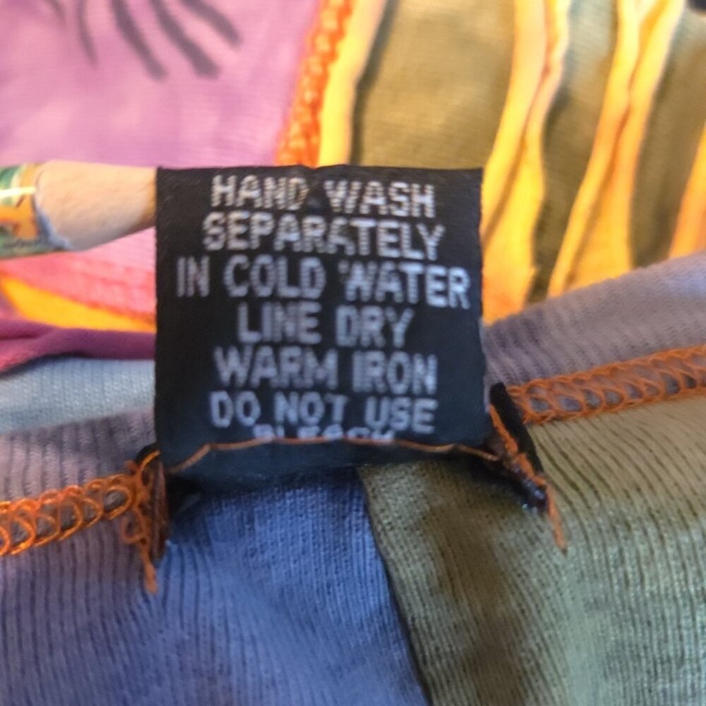 Medium Rising International Patchwork Top Distres… - image 3